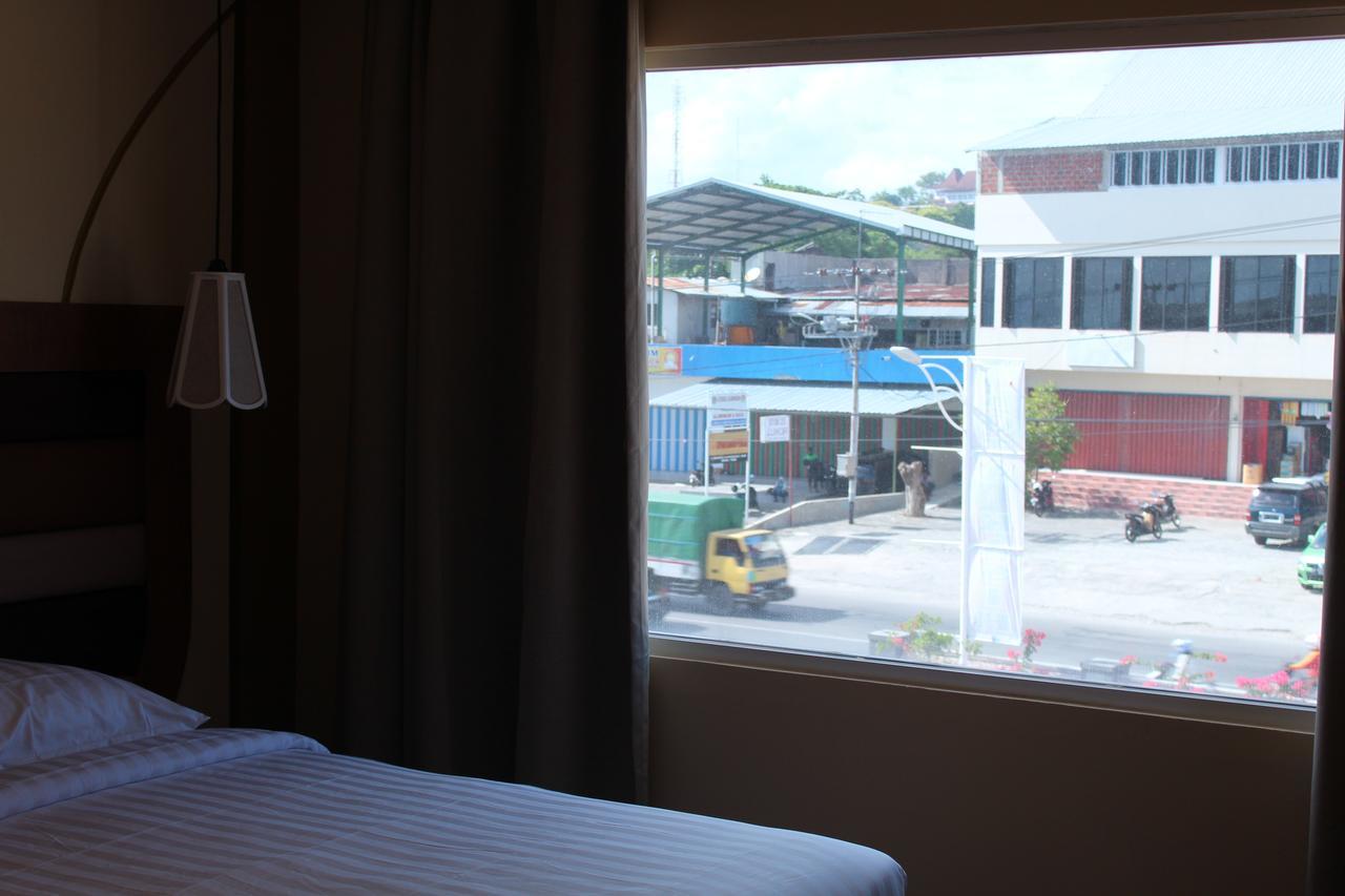 M Hotel Kupang Kupang  Exterior photo